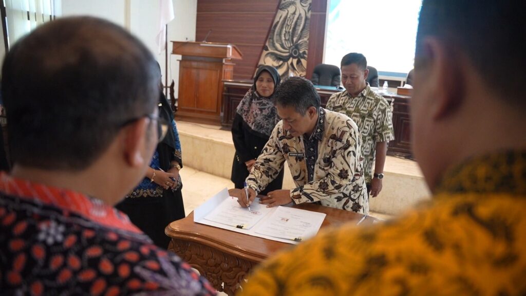 Disdukcapil Teken Perjanjian Kerjasma Dengan Rumah Sakit dan Puskesmas Se-Kabupaten&nbsp;Tuban