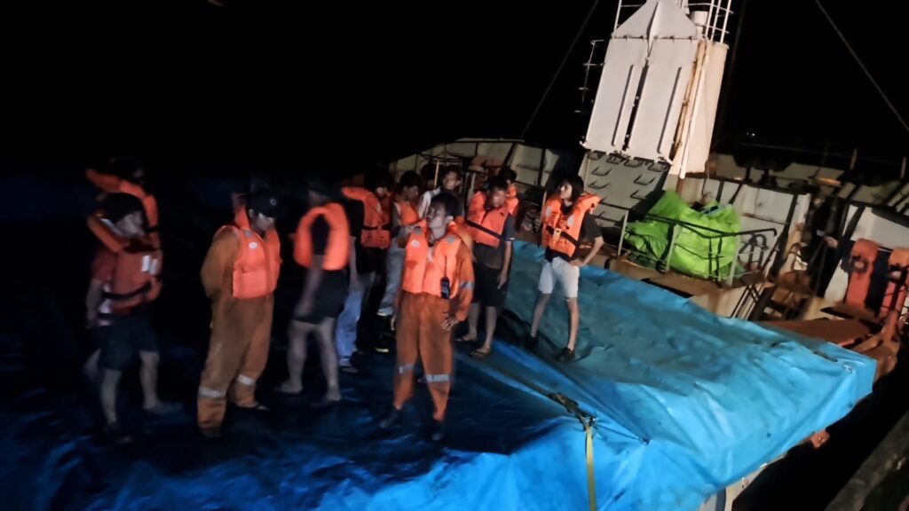 SIG Pabrik Tuban Dukung Evakuasi Korban Kapal&nbsp;Terbakar