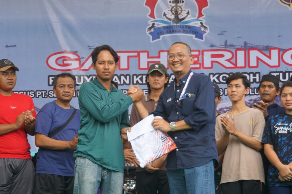 Perduli, SIG Pabrik Tuban Berikan Tali Asih Kepada Korban KM. Noah&nbsp;Satu