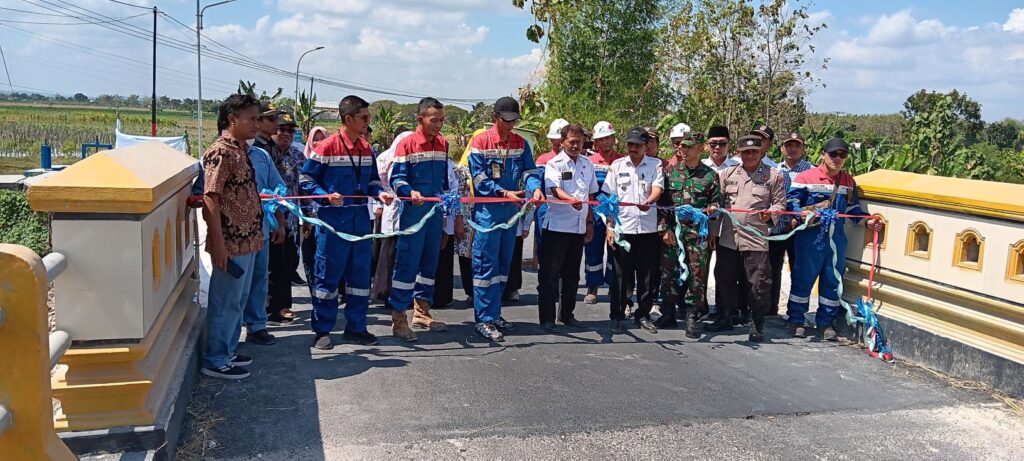 PT Pertamina EP Cepu Filed Bangun Jembatan Damseng